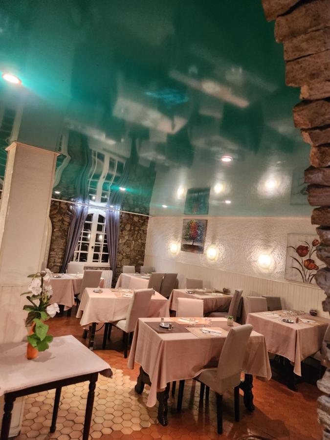 Logis Hotel Restaurant Les Charmettes อาร์เจเลส-ซัวร์-แมร์ ภายนอก รูปภาพ