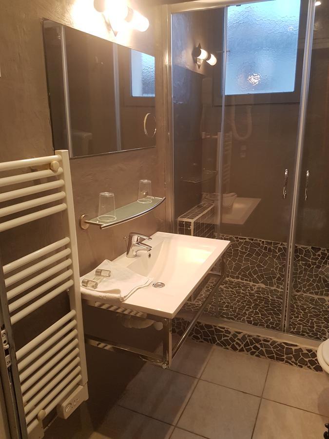 Logis Hotel Restaurant Les Charmettes อาร์เจเลส-ซัวร์-แมร์ ภายนอก รูปภาพ